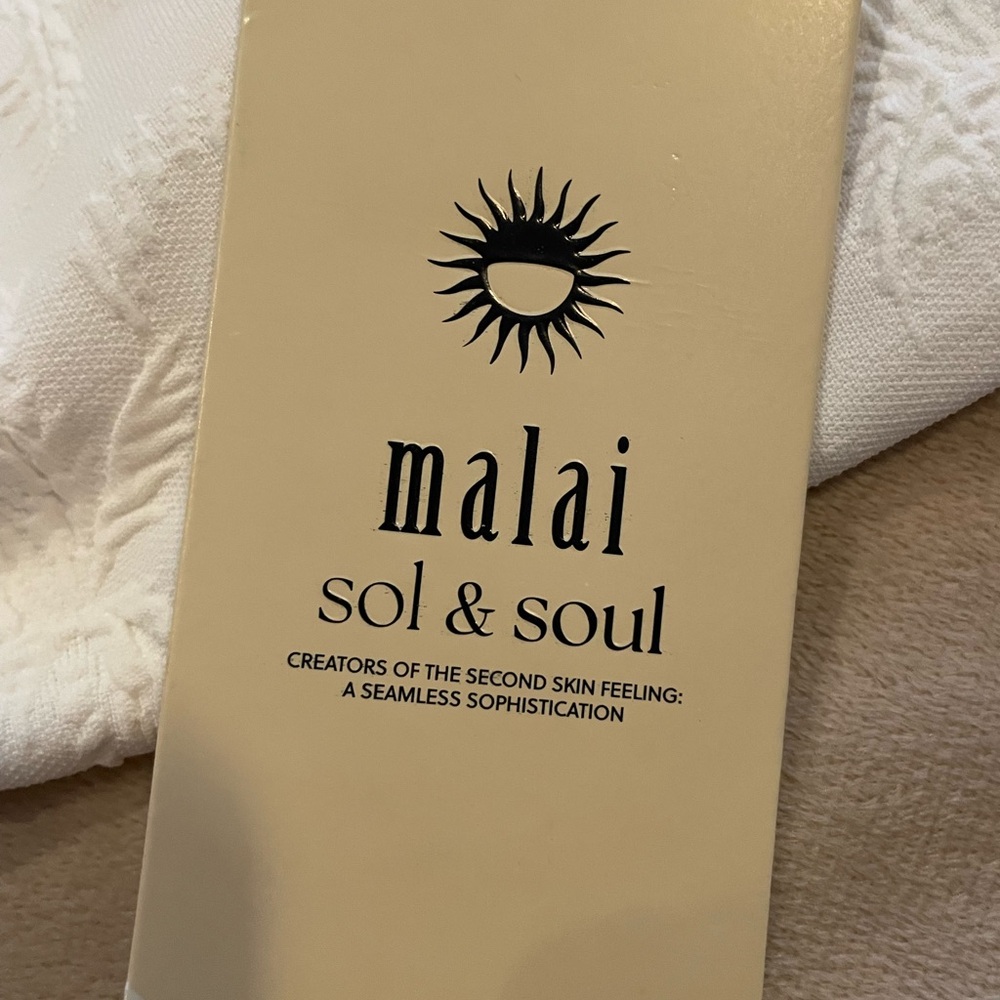 Anthropologie malai sol and soul bikini top - Picture 2 of 7